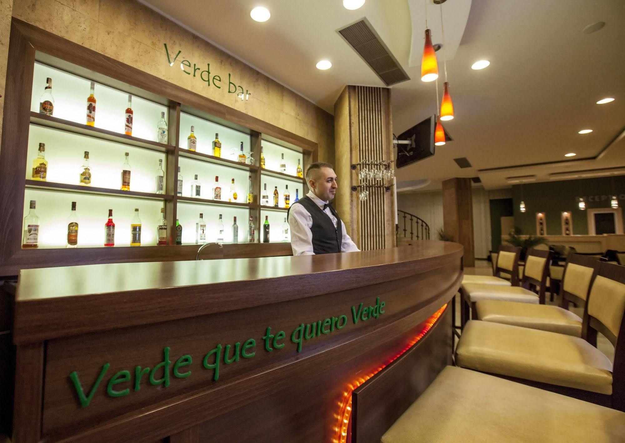 Hotel Srbija Vrsac Luaran gambar